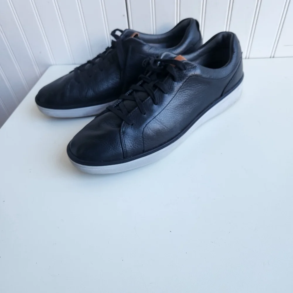 Johnston & Murphy Black Leather Sneakers